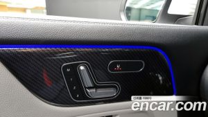 Mercedes-Benz GLA-Class GLA250 4MATIC 2021 года из Южной Кореи