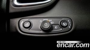 ChevroletGMDaewoo Trax 1.6 Дизель Premium 2020 года из Южной Кореи