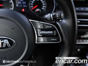 Kia Seltos Бензин 1.6 Turbo 2WD 2020 года из Южной Кореи