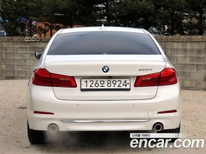 BMW 5-Series 520i Luxury 2020 года из Южной Кореи