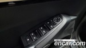 Kia Seltos Бензин 1.6 Turbo 2WD 2020 года из Южной Кореи