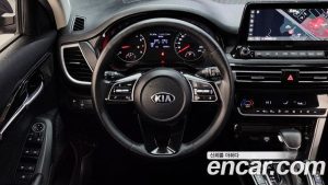 Kia Seltos Бензин 1.6 Turbo 2WD 2020 года из Южной Кореи