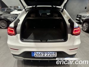 Mercedes-Benz GLC-Class GLC300e 4MATIC Coupe 2020 года из Южной Кореи