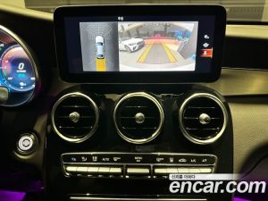 Mercedes-Benz GLC-Class GLC300e 4MATIC Coupe 2020 года из Южной Кореи