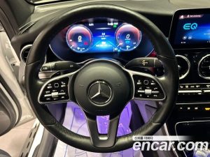 Mercedes-Benz GLC-Class GLC300e 4MATIC Coupe 2020 года из Южной Кореи