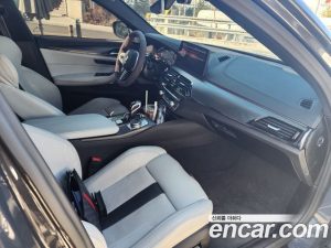 BMW M5 Competition 2021 года из Южной Кореи