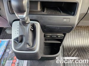 Hyundai Staria Wagon 5인승 2022 года из Южной Кореи