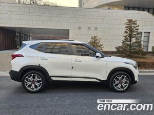 Kia Seltos Дизель 1.6 2WD 2020 года из Южной Кореи