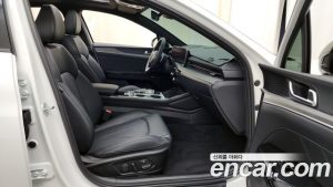 Kia K5 Signature 2024 года из Южной Кореи