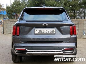 Kia Sorento Дизель 2.2 2WD 2021 года из Южной Кореи
