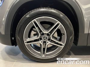 Mercedes-Benz GLB-Class GLB250 4MATIC 2023 года из Южной Кореи
