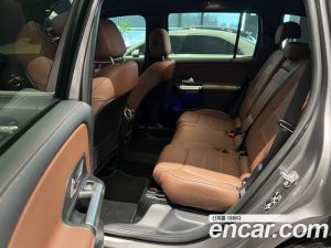 Mercedes-Benz GLB-Class GLB250 4MATIC 2023 года из Южной Кореи