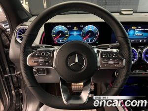 Mercedes-Benz GLB-Class GLB250 4MATIC 2023 года из Южной Кореи