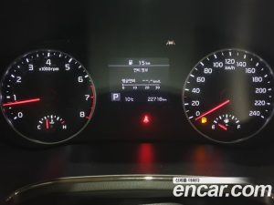 Kia Seltos Бензин 1.6 Turbo 2WD 2021 года из Южной Кореи