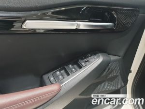 Kia Seltos Бензин 1.6 Turbo 2WD 2021 года из Южной Кореи