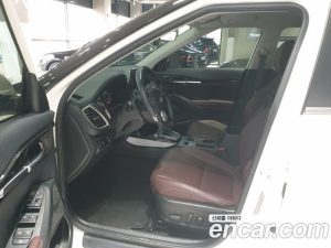 Kia Seltos Бензин 1.6 Turbo 2WD 2021 года из Южной Кореи