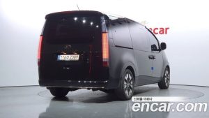 Hyundai Staria 4WD Lounge 9-Seater 2022 года из Южной Кореи