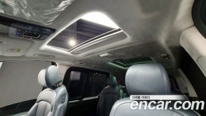 Hyundai Staria 4WD Lounge 9-Seater 2022 года из Южной Кореи