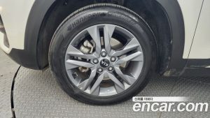 Kia Seltos Бензин 1.6 Turbo 2WD 2020 года из Южной Кореи