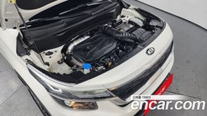 Kia Seltos Бензин 1.6 Turbo 2WD 2020 года из Южной Кореи