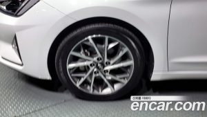 Hyundai AVANTE 1.6 2020 года из Южной Кореи