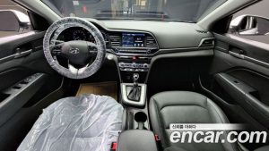 Hyundai AVANTE 1.6 2020 года из Южной Кореи