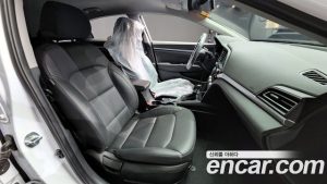 Hyundai AVANTE 1.6 2020 года из Южной Кореи
