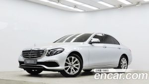 Mercedes-Benz E-Class E300 4MATIC Exclusive 2020 года из Южной Кореи