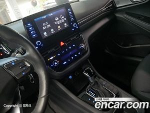 Hyundai Ioniq 1.6 HEV 2020 года из Южной Кореи