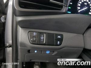 Hyundai Ioniq 1.6 HEV 2020 года из Южной Кореи