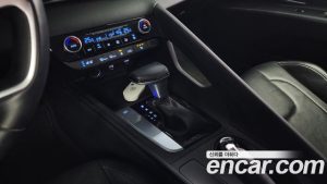 Hyundai AVANTE 1.6 2021 года из Южной Кореи