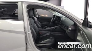 Hyundai AVANTE 1.6 2021 года из Южной Кореи