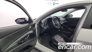 Hyundai AVANTE 1.6 2021 года из Южной Кореи