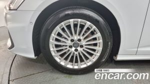 Audi A6 40 TDI 4WD Premium 2020 года из Южной Кореи
