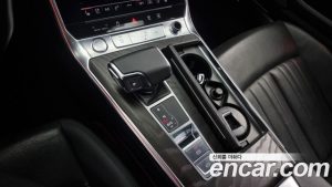 Audi A6 40 TDI 4WD Premium 2020 года из Южной Кореи