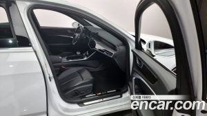 Audi A6 40 TDI 4WD Premium 2020 года из Южной Кореи