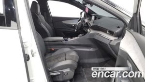 Peugeot 5008 2.0 BlueHDi GT 2020 года из Южной Кореи