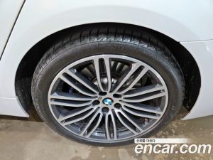 BMW 5-Series 530i M Sport Plus 2020 года из Южной Кореи
