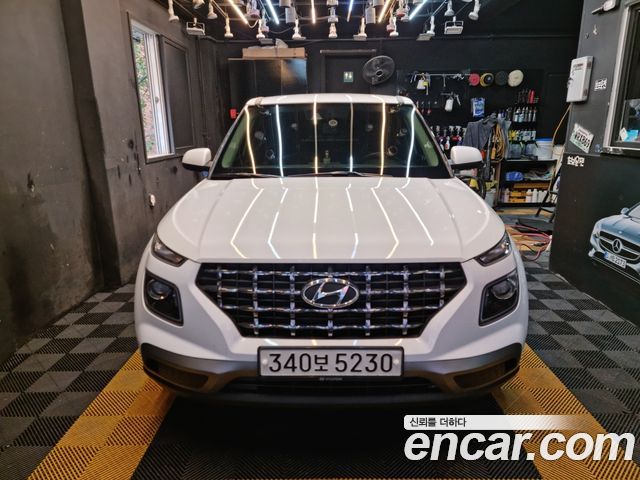 Hyundai Venue 1.6 Modern 2020 года из Кореи