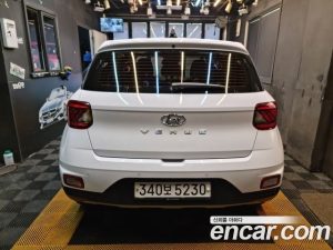 Hyundai Venue 1.6 Modern 2020 года из Южной Кореи