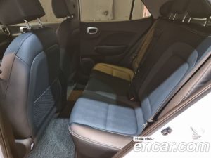 Hyundai Venue 1.6 Modern 2020 года из Южной Кореи