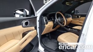Kia Sorento Дизель 2.2 2WD 2023 года из Южной Кореи