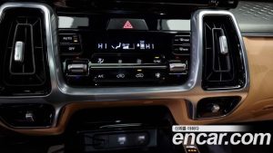 Kia Sorento Дизель 2.2 2WD 2023 года из Южной Кореи