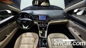 Hyundai AVANTE 1.6 2020 года из Южной Кореи