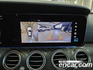 Mercedes-Benz E-Class E220d 4MATIC AMG Line 2023 года из Южной Кореи