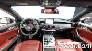 Kia Stinger 3.3 Turbo AWD 2020 года из Южной Кореи