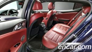 Kia Stinger 3.3 Turbo AWD 2020 года из Южной Кореи