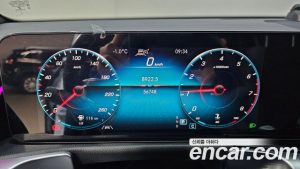 Mercedes-Benz GLB-Class GLB250 4MATIC 2021 года из Южной Кореи