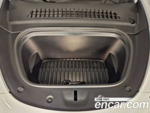 Tesla Model Y RWD 2023 года из Южной Кореи