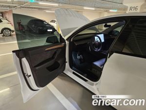 Tesla Model Y RWD 2023 года из Южной Кореи